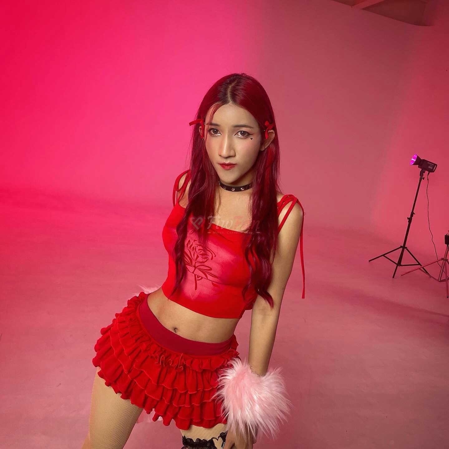 Momochii - ไซด์ไลน์ - 68dec10925e3d_8626196B-9FD4-4319-91CB-5F6DE24A5270 - fiwfans