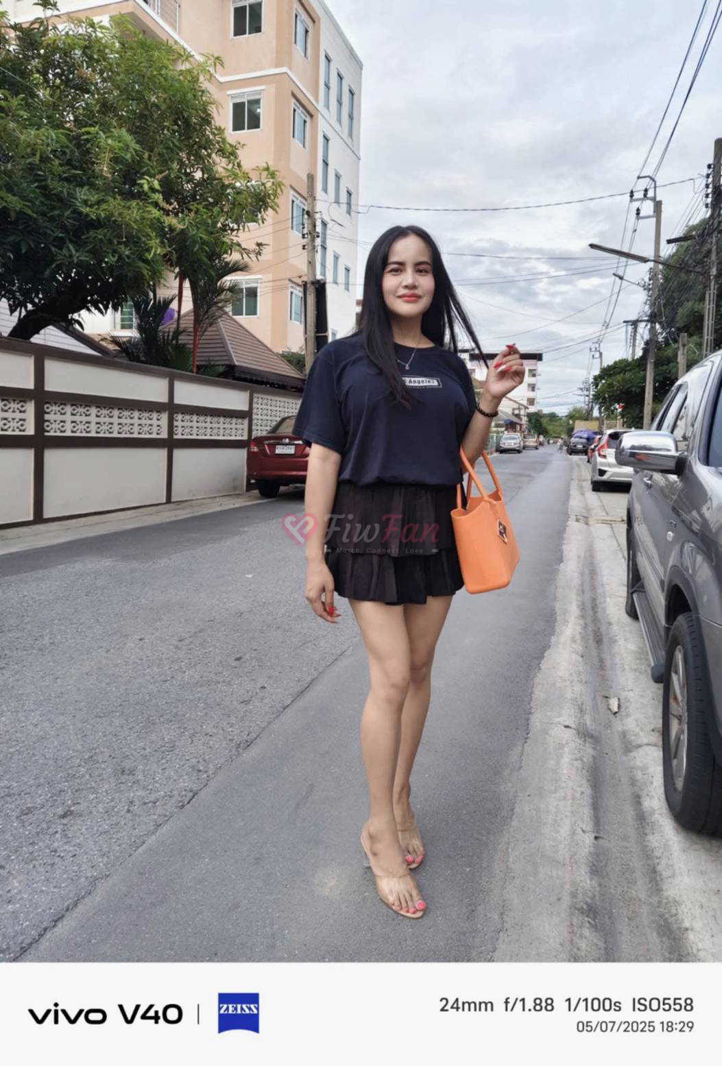 เป้ยสาวสอง - ไซด์ไลน์ - 68e7a5668df2e_1754218178753 - fiwfans