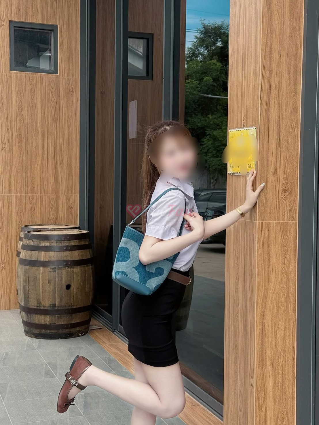 มุมเผลอสุดละมุนในย่าน เพชรเกษม พร้อมบริการแบบ ไซไล โดย ปลา