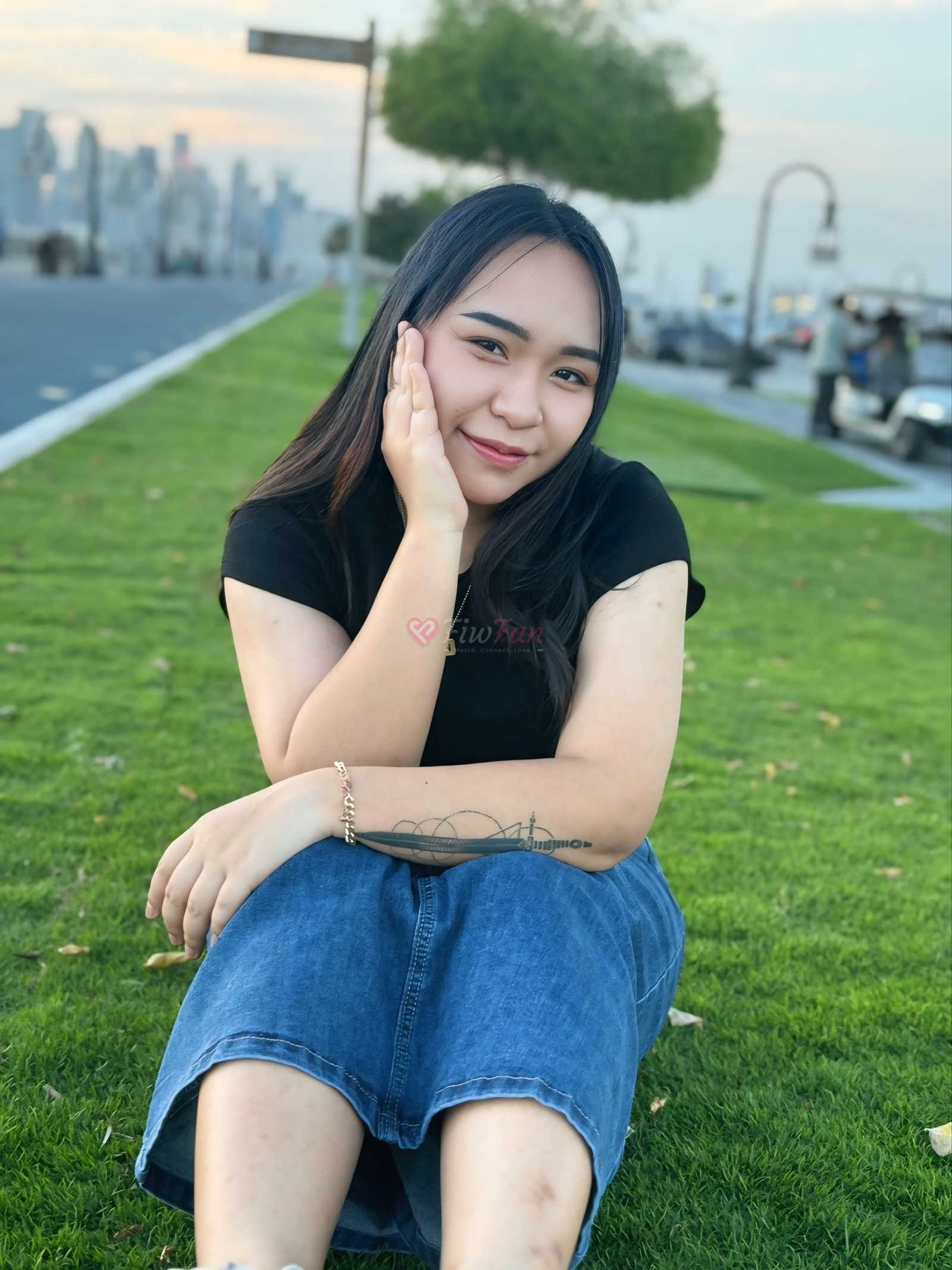 Linda - ไซด์ไลน์ - 6900a13b3bd0a_Screenshot_2025-10-09-09-24-54-04_680d03679600f7af0b4c700c6b270fe7 - fiwfans
