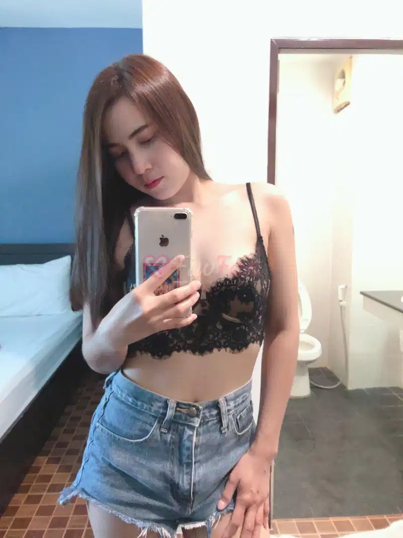 มีนา ลูกครึ่งลาว - ไซด์ไลน์ - 690c28c12f6f7_1000111480 - fiwfans