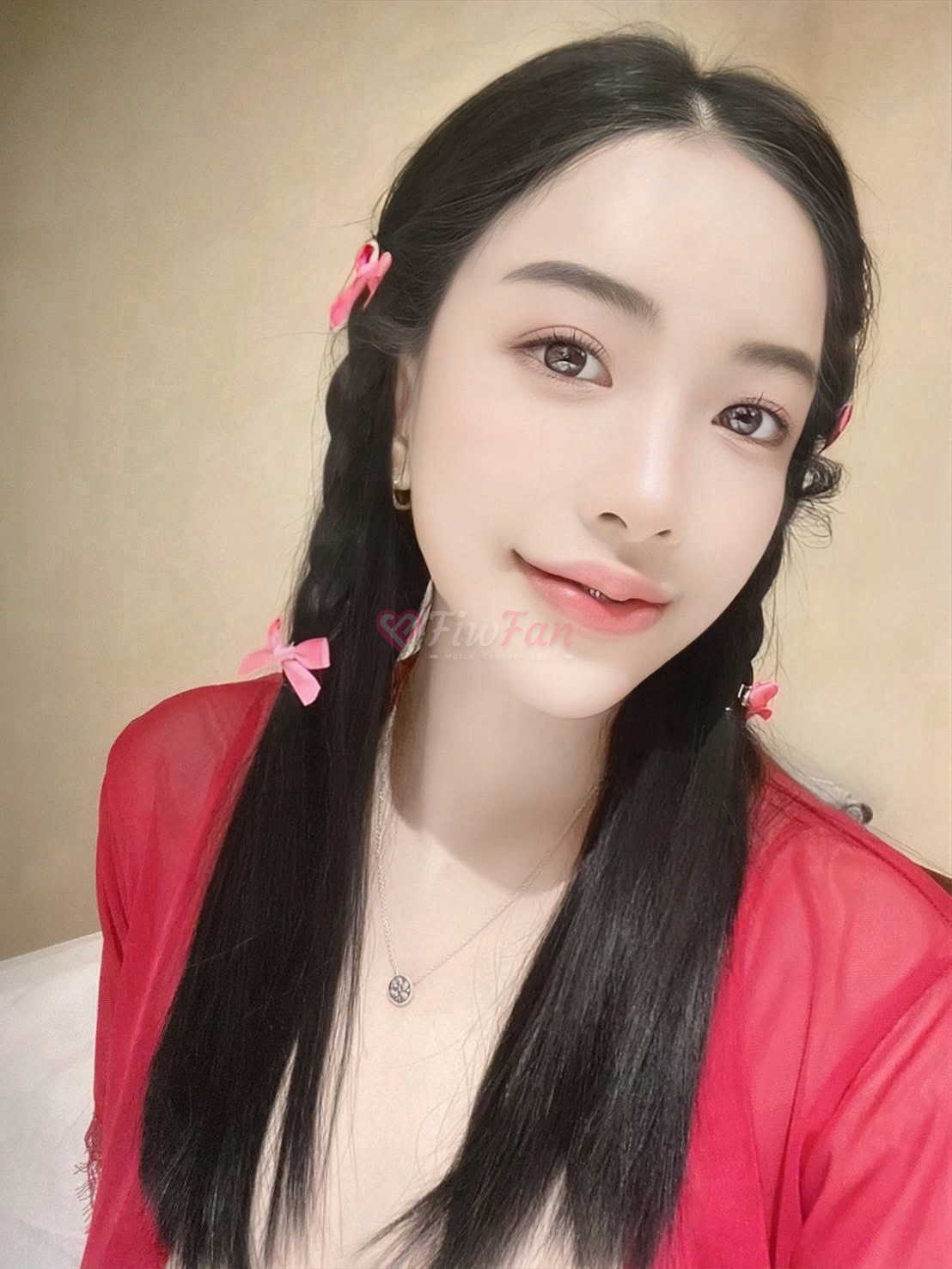 พีชชี่ - ไซด์ไลน์ - 692611a2cbd76_S__2187279_0 - fiwfans