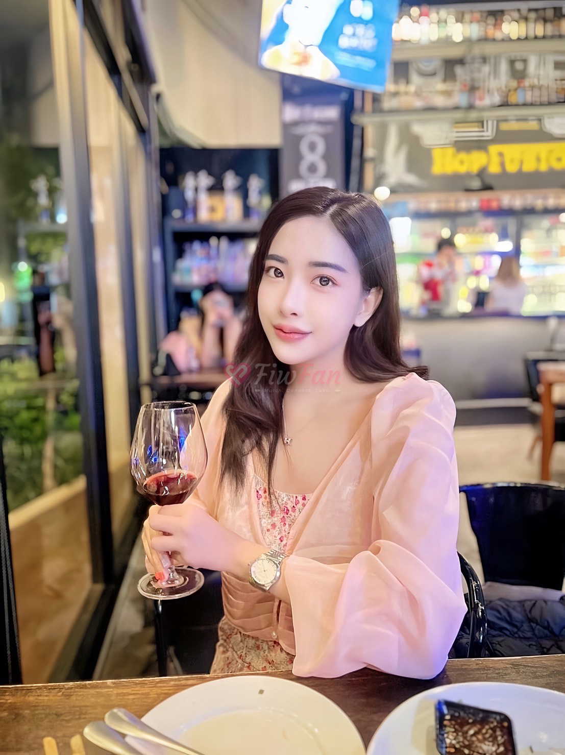 พีชชี่ - ไซด์ไลน์ - 692611a2cbd76_S__2187279_0 - fiwfans