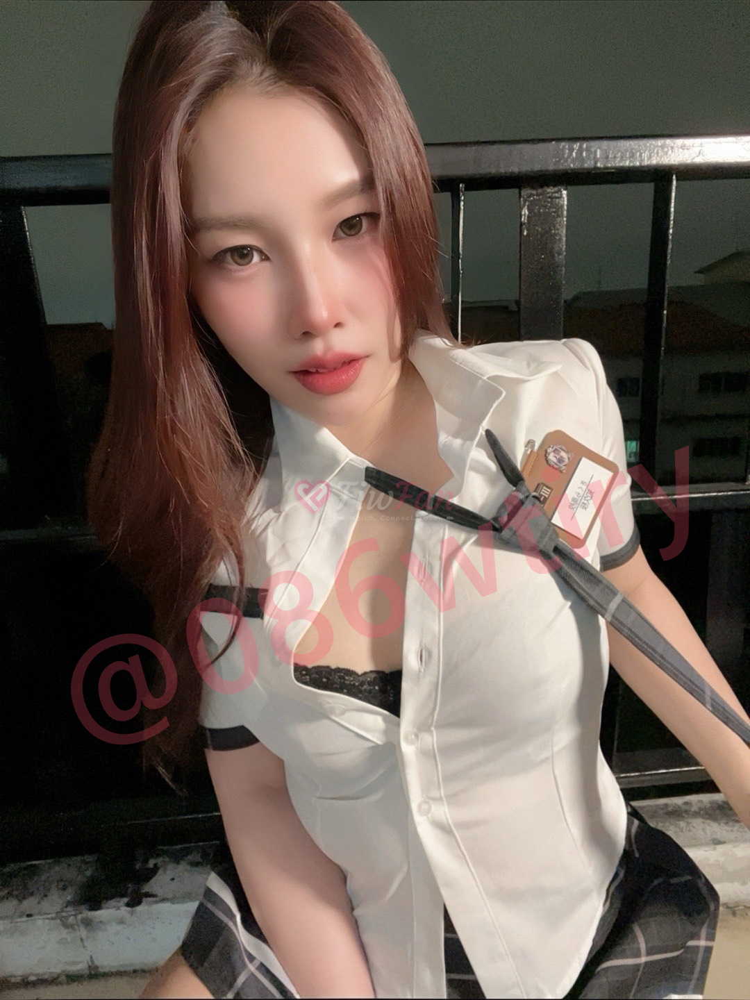 วิเวียน - ไซด์ไลน์ - 68e2aad59c287_photo_6273694468150070870_y - fiwfans