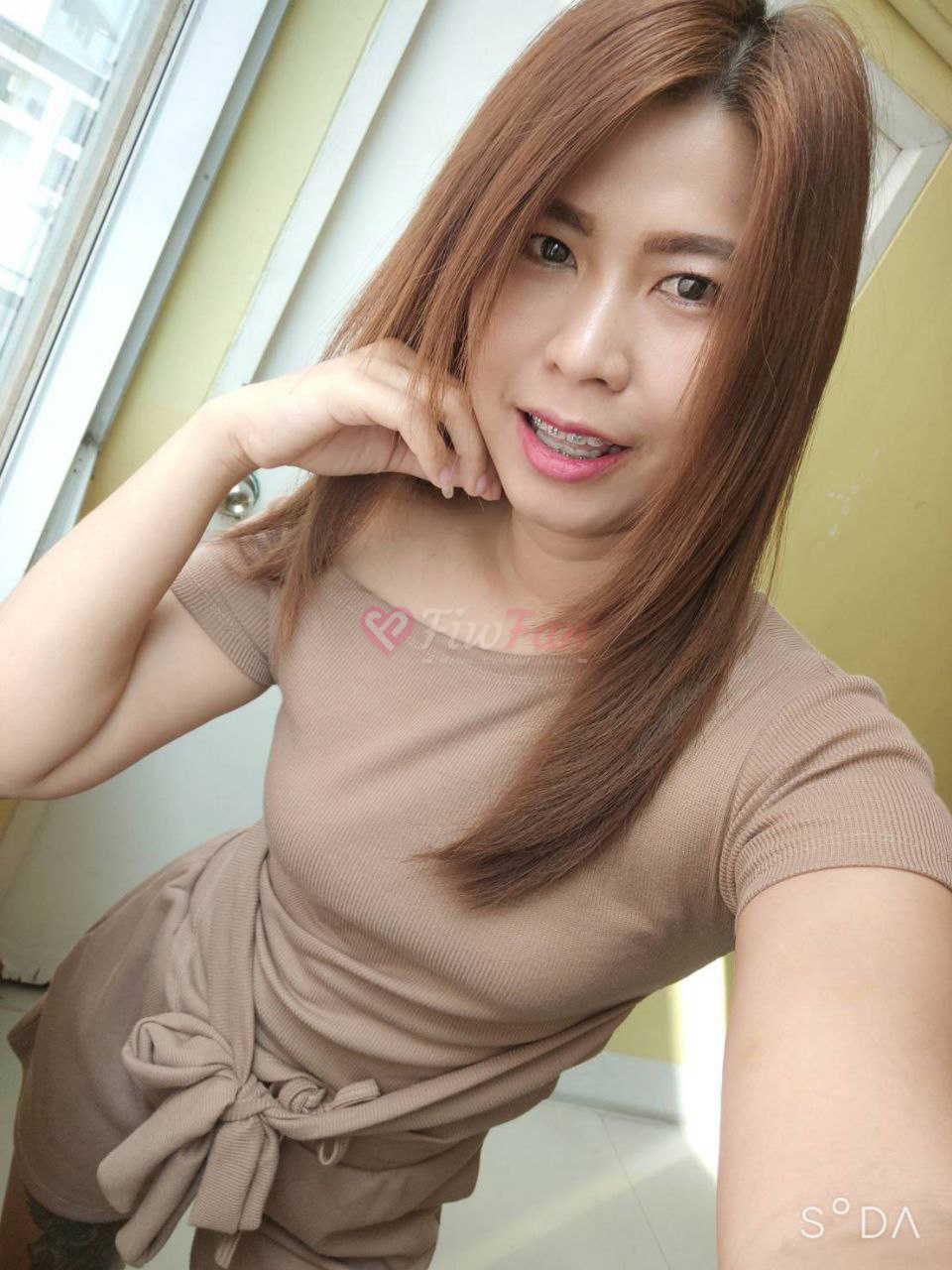 น้องบี - ไซด์ไลน์ - 694386f03a0c7_1000070827 - fiwfans