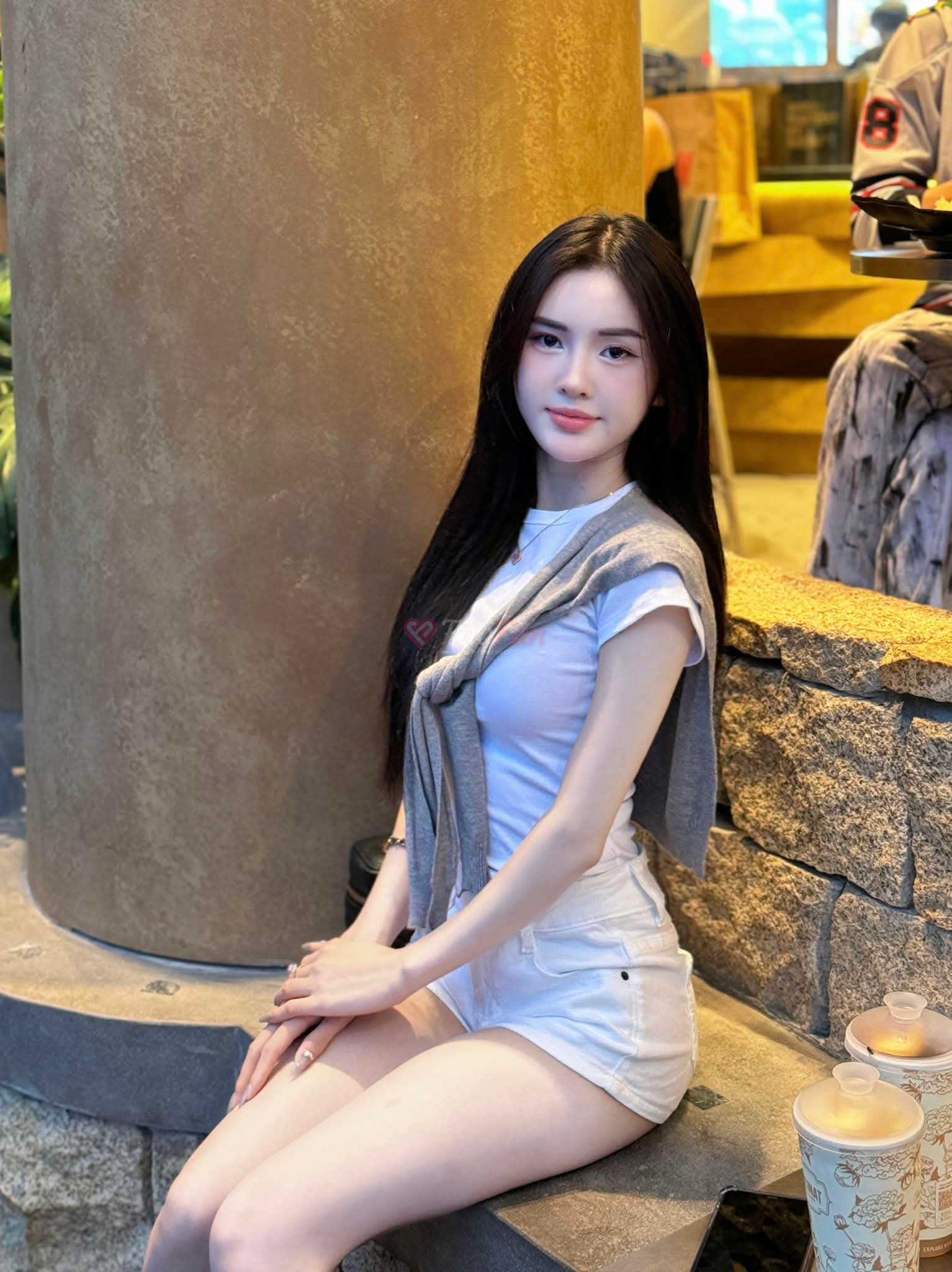 เดซี่เซลฟี่โชว์ผมสีชมพูสุดแซ่บ ในย่าน Rangsit พร้อมบริการแบบ sideline โดย เดซี่