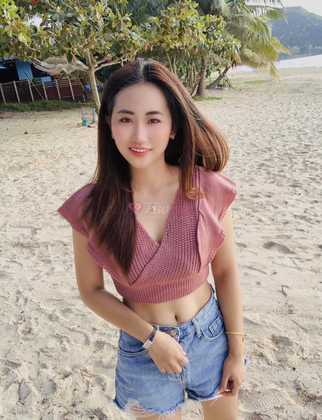 น้ำฟ้า - ไซด์ไลน์ - 6989f7d582fc6_B3C0F323-9B69-4689-825D-E321610B6730 - fiwfans