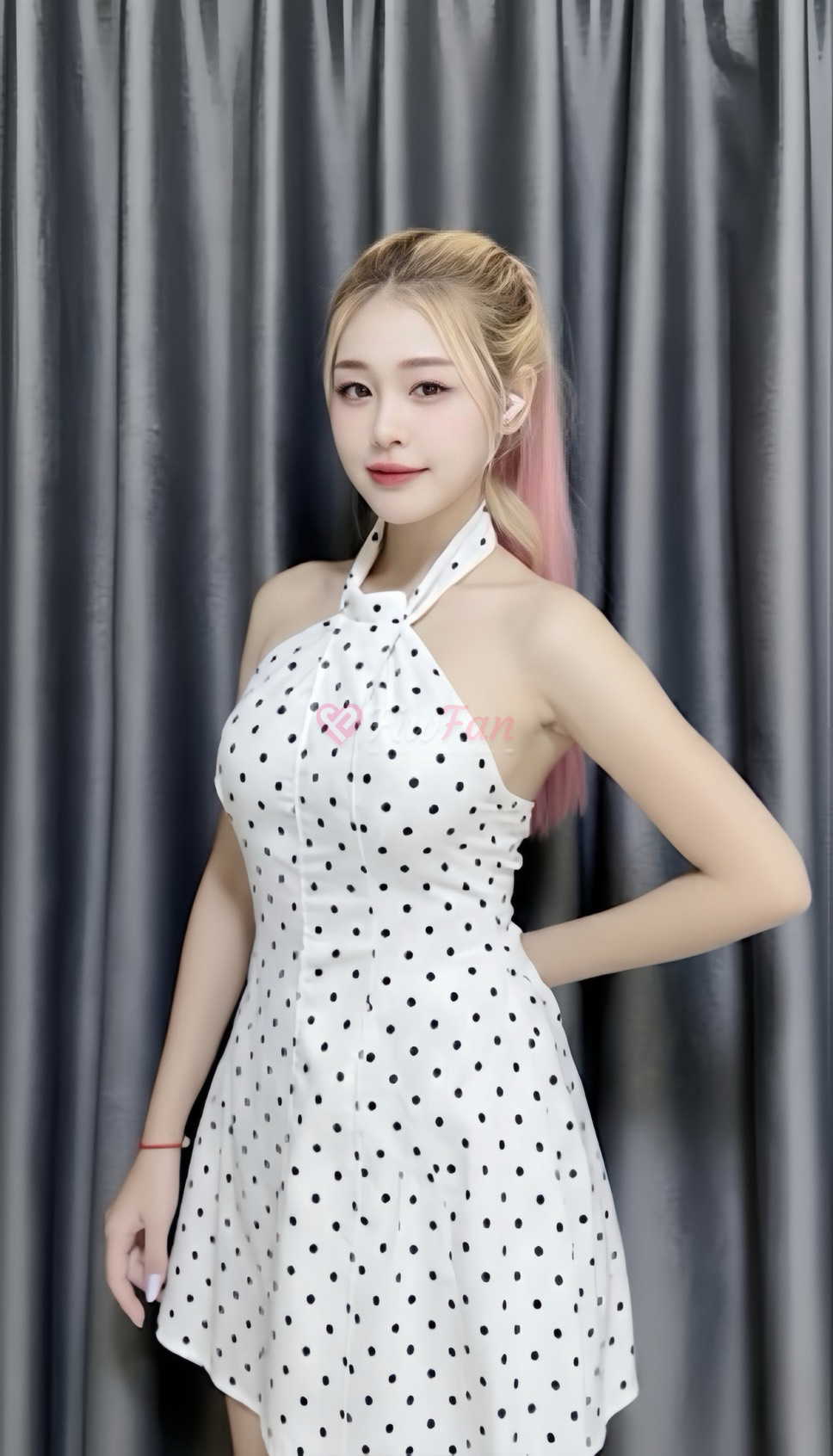พิ้งค์ - ไซด์ไลน์ - 6992bf7feb876_S__2998300_0 - fiwfans