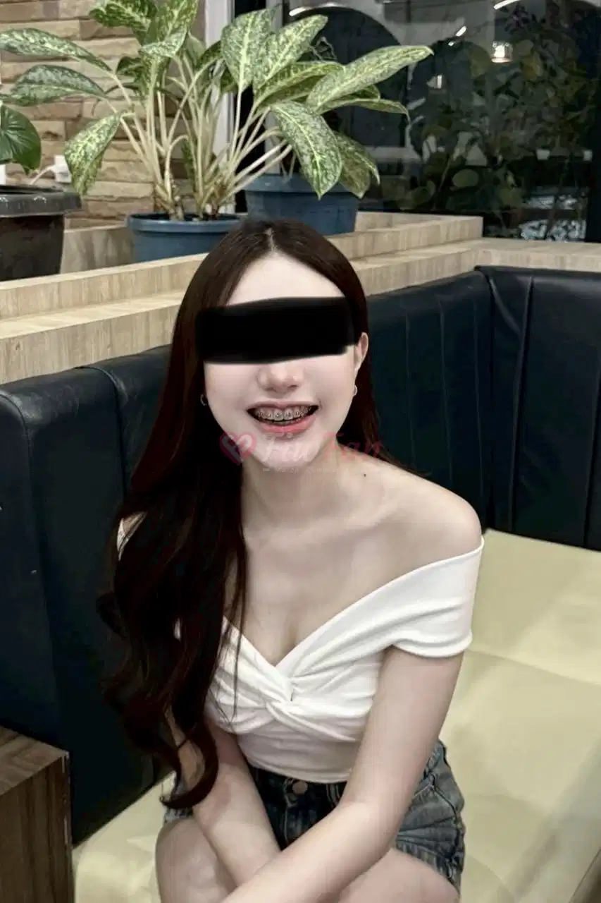 ลิลลี่-8 ในลุคสดใสน่ารักในย่าน รังสิต พร้อมบริการแบบ fiwfan โดย ลิลลี่-8